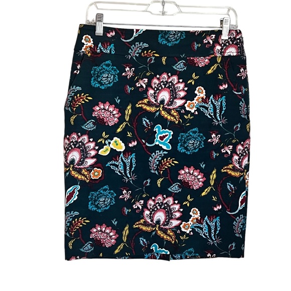 Loft by Ann Taylor Pencil Skirt Dark Hunter Green w/Floral Design Size 6 - Picture 1 of 10